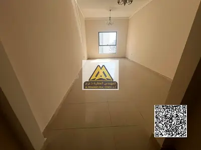 A distinctive apartment in a vibrant location close to all essential services and transportation, suitable for family living, with spacious features a