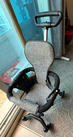 Baby stroller — Lightweight, Foldable Seat