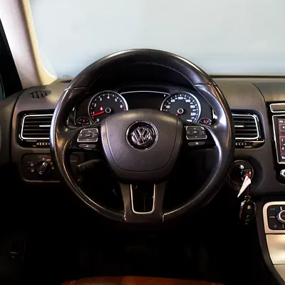 2018 Volkswagen TOUAREG 照片 8