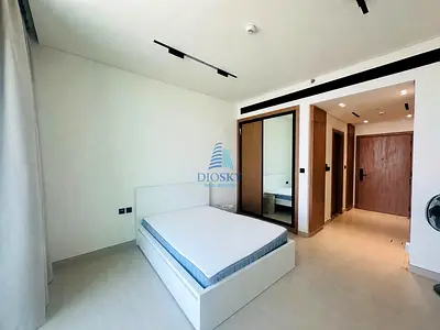 Spacious Studio | Pool View | Brand New