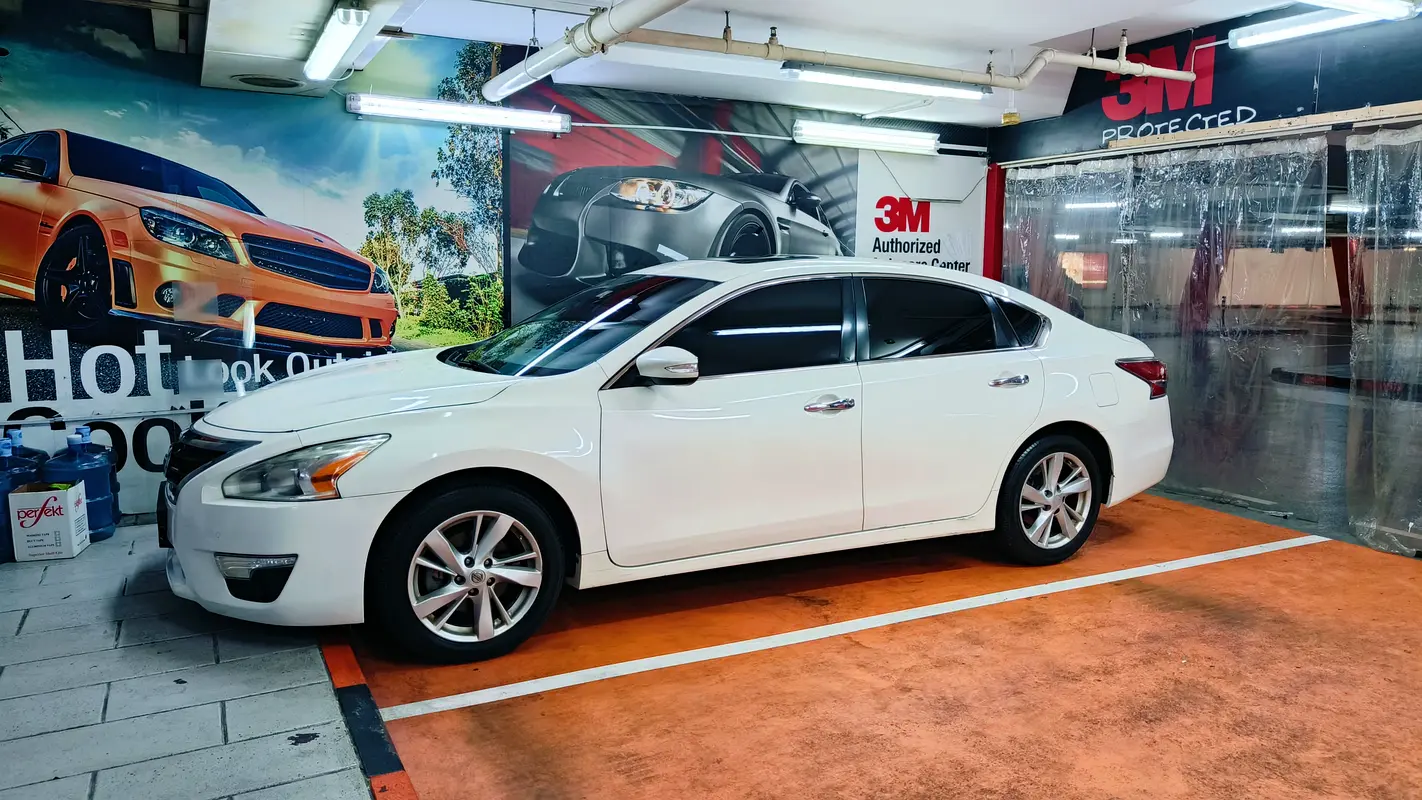 Nissan Altima 2016 — photo 1 of 6