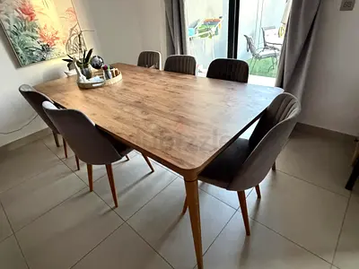 Solid Wood Dining Table with 8 Upholstered Chairs - excellent Condition