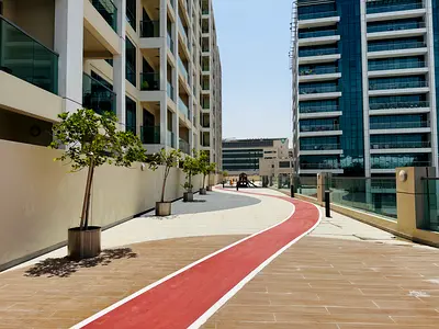 30 Days Free | 2 Balconies | Book Now Storage