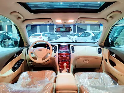 2015 Infiniti QX50 photo 9
