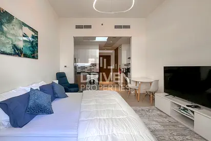 Furnished | Prime Location | Multiple Cheques