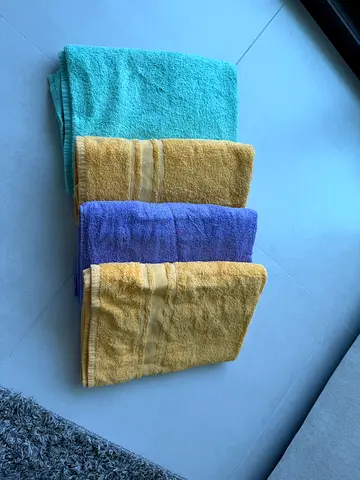 Set of 4 Cotton Bath Towels - Light Blue, Yellow, Purple