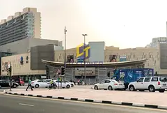 MODERN STUDIO • 3 MINS WALK TO BURJUMAN METRO • CENTRAL LOCATION • READY TO MOVE • AL HAMRIY