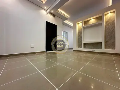 Prime Location/ Ready To Move/ Tawtheeq Available/ No Commission