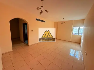 At an excellent price, suitable for everyone, with free maintenance from the owner. Excellent finishing. Prime location.