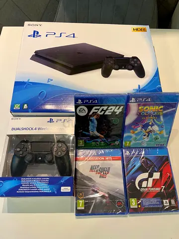 Playstation Black PS4 for sale with 2 Controllers