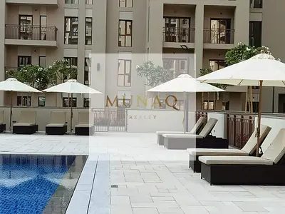 شقة مُصانة جيدًا | شقة مع شرفة | تاون سكوير دبي