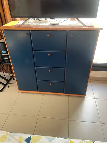 Solid wood cabinet