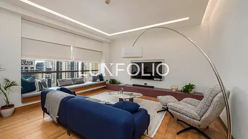 Vacant | Newly Renovated | Marina Views