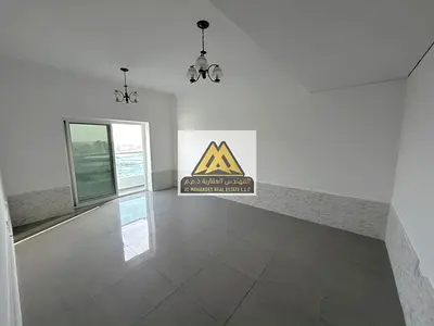 شقة للإيجار السنوي في الجرف 2 – عجمان | موقع مميز على شارع الشيخ عمار