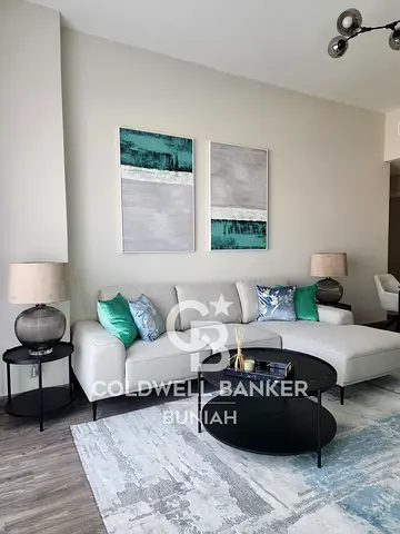 Spacious | Bright | High Amenities | Rented
