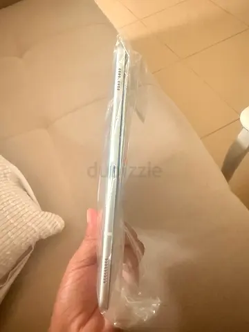 Samsung glaxy tab S5E 64gb cellur+wifi like a new