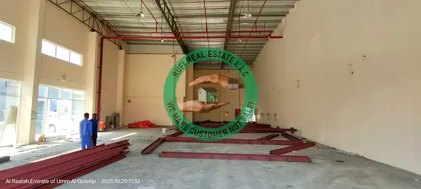 مستودع للإيجار على الطريق السريع بقوة 110 كيلو وات بمساحة 4800 قدم مربع، المنطقة الصناعية الحديثة في الإمارات، أم القيوين