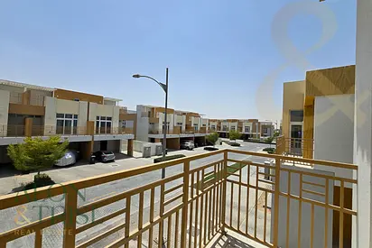 Single Row 6BR Villa | Just Cavalli | Vacant
