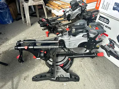 Ozito 1800W 210mm 8-1/4 Double Bevel Sliding Mitre Saw SCMS-1621