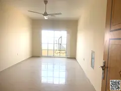 A distinctive apartment for rent in Al Rawda 2, in a prime location on a main street. It offers easy