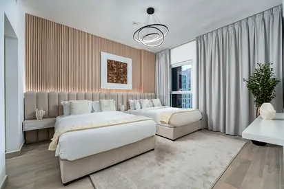 Queen Sized Bed+Mattress for sale in Waters Edge Yas Island