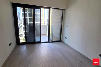 Vacant Studio | Balcony | Open View