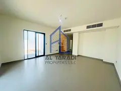 Prime Location II Vacant II 4BR+M