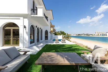 Vacant | Fully Upgraded | Furnished