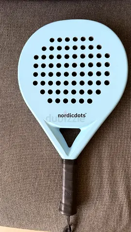 Nordicdots Padel Racket - Light Blue, perfect Condition with Bullpadel tube + Balls