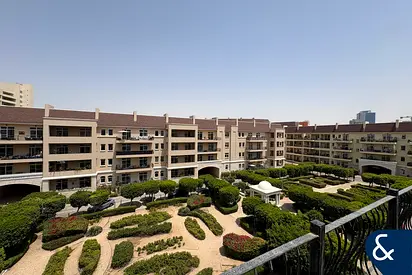 Spacious Layout | 2 Bed | Prime Location