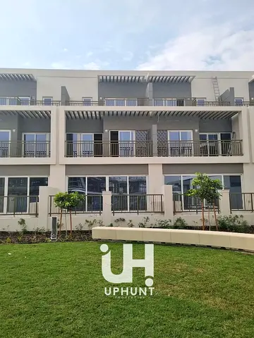 READY TO MOVE | NEXT TO CORNER | BRAND NEW | 2 CHEQUES