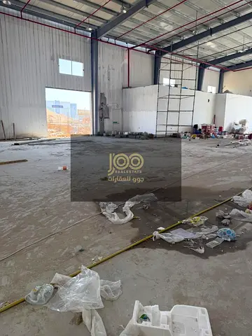 الكهرباء360/ يوجد 8 استديوهات سكن للعمال بيئة عمل مناسبة للانشطة التجارية والصناعية والتخزين