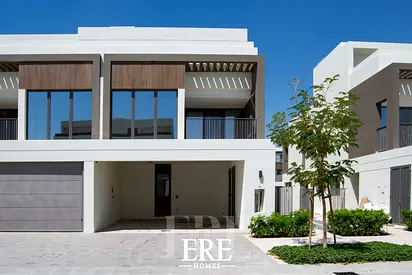 HUGE LAYOUT | GREENBELT | FULLY UPGRADED