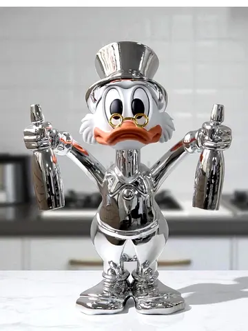 Pop Art Sculpture