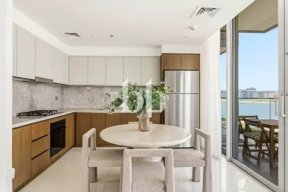 Corner Unit | Dual View | Turnkey & Beach Access