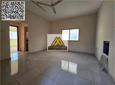 فرصة مميزة للإيجار السنوي في العالية عجمان، شقة غرفة وصالة بمساحة كبيرة مع بلكونة مميزة وتكييف سبليت، تقع في موقع استراتيجي قريب من شارع الشيخ محمد بن