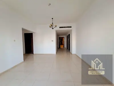 school zone big appartment with parking big balcony and 2 washroom in 40k