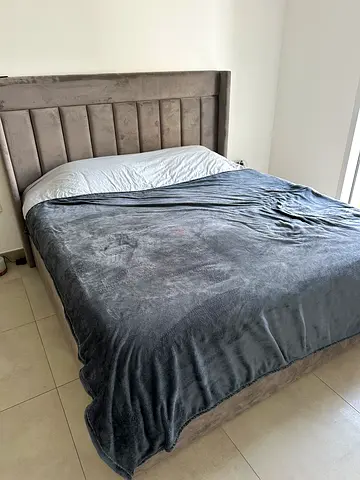 Bed King Size