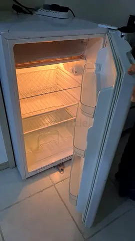 Used Single-Door Refrigerator - Compact White Fridge (Working)