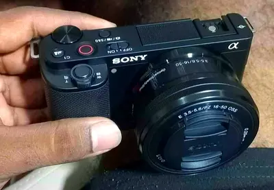 Sony Alpha ZV E10 vlogging kit  with 16-50mm, with SmallRig Cage .