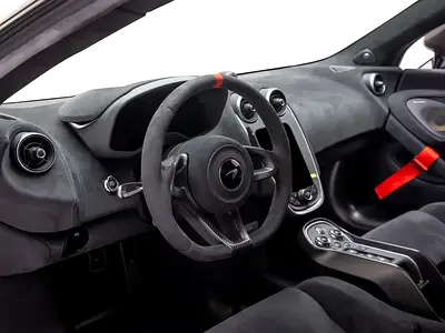 صورة مصغرة 8 لـ 2020 Mclaren 620R