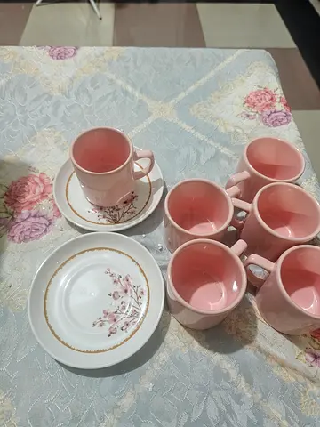 Take all for 35 - 12 glass tumblers and 2 set of porcelain cup nd saucer