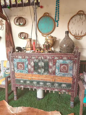 Hand-carved Vintage Wooden Sideboard / Decorative Console Cabinet