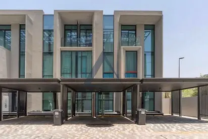 Luxury Furnished Villa| High Ceiling| Brand New