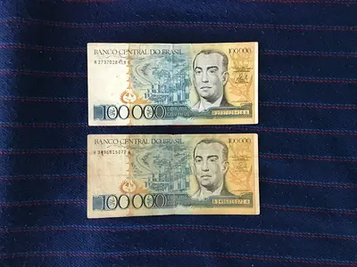 2 RARE VINTAGE 1985 BRAZIL 100,000 CRUZEIROS BANKNOTES