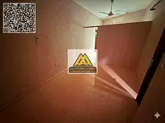 Large studio apartment | Ground floor | No air conditioning (air conditioning is the tenant's re