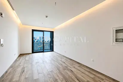 High Floor | Studio | Burj Khalifa and Canal View