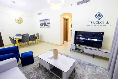2 Bedroom Stylish Fully Furnished Apartment at Dubai Marina . Closed to Metro .