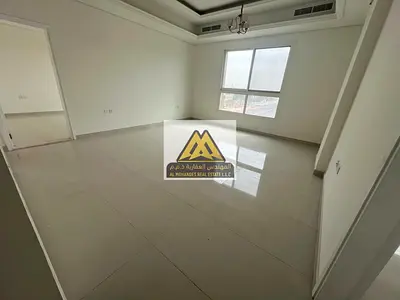 افضل الشقق مساحة واسعة وتقسيمات ممتازه 3  حمام