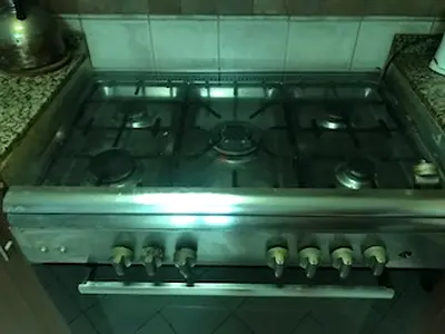 BOSCH Cooking Oven Range 5 burners(pick up dates 14-17 May):Location Al Mamzar Dubai area